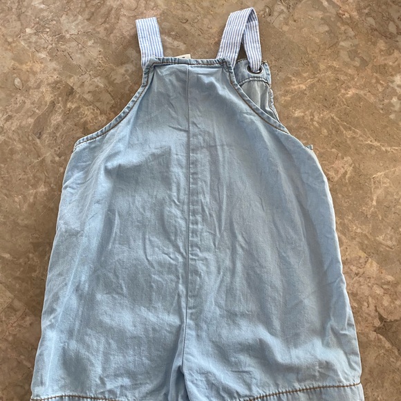 Beautiful denim romper with pockets - Picture 2 of 6